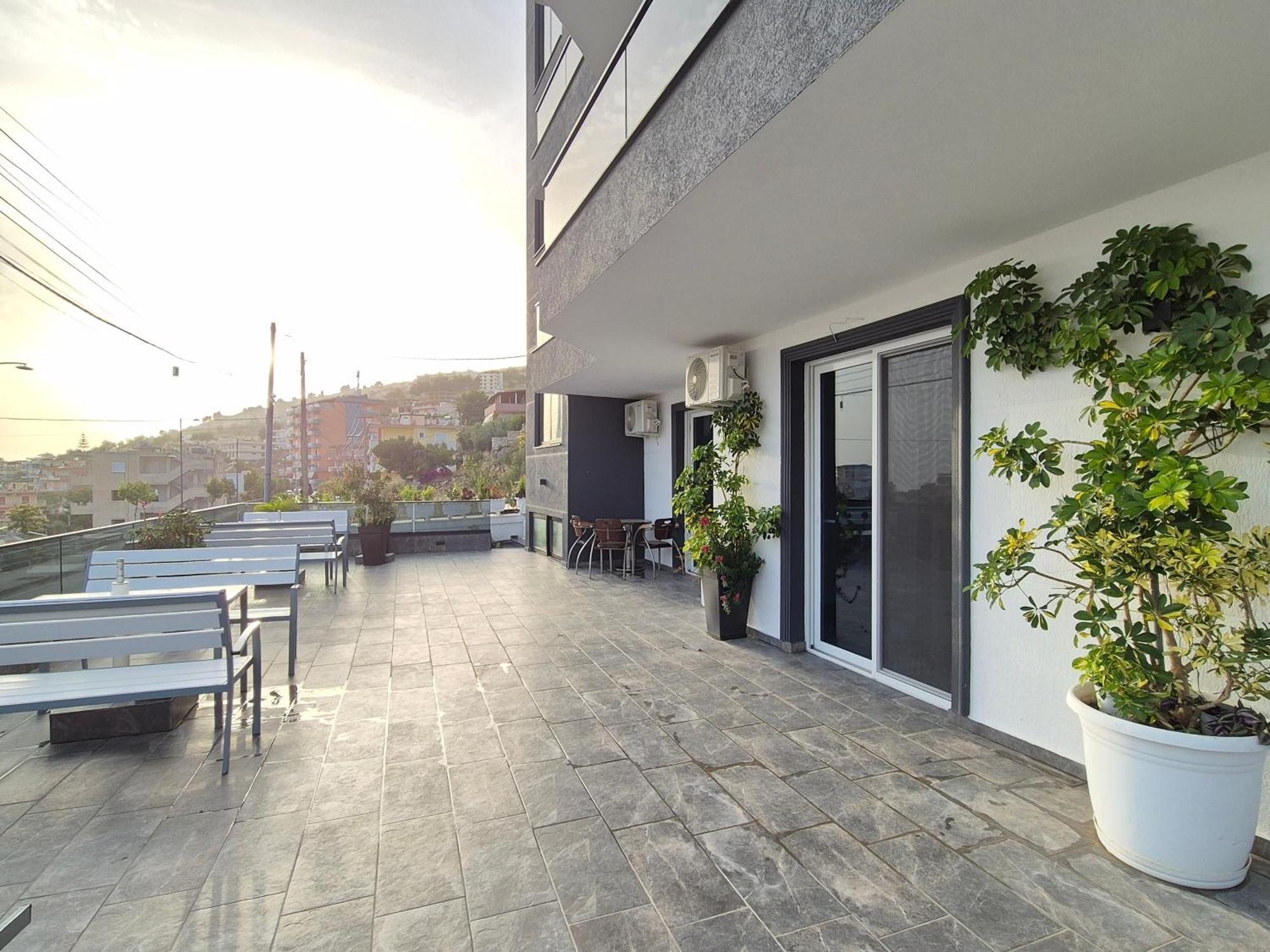 Flore Rooms Sarande Exterior photo